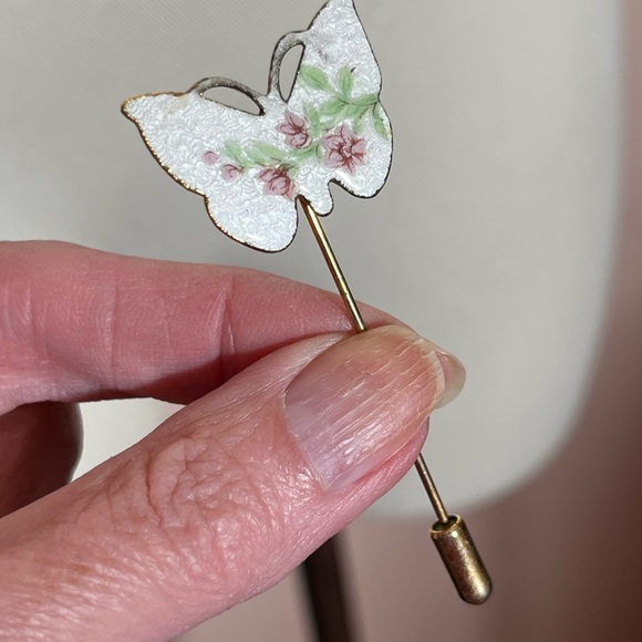 Vintage White floral Guillouche enamel Butterfly feminine Gold stick pin - Picture 10 of 13
